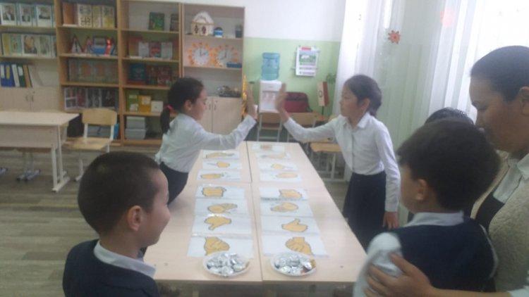 "Қарсы мәнді сан есімдер" ашық сабақ, 4 а сынып Сапарбаева Н.А.