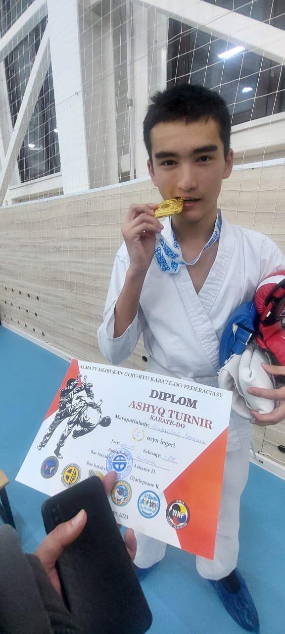9 а сынып оқушысы Бидайбай Балғожа "Ашық турнир-Каратэ" І орын иегері.